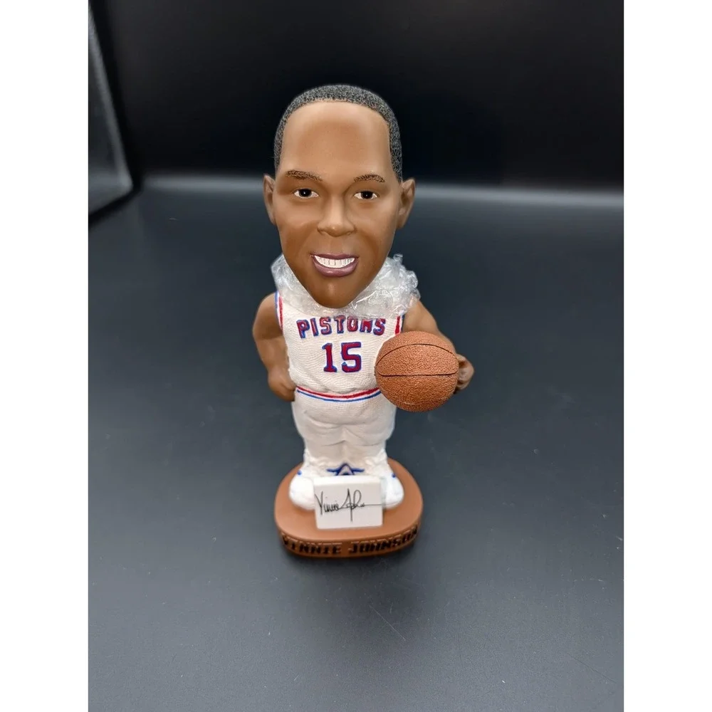 2002 Detroit Pistons Vinnie Johnson SGA Bobble Head In Original Box